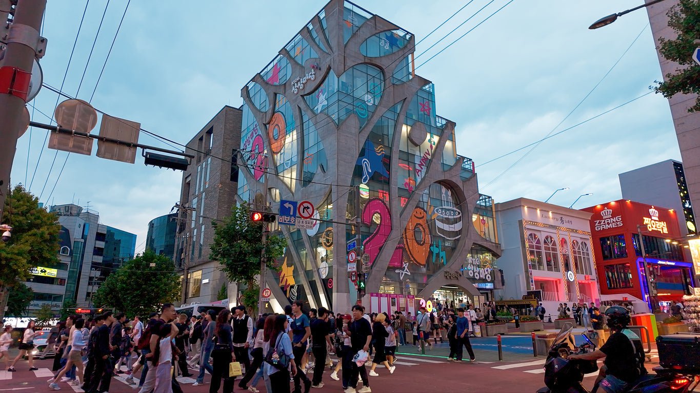 Hongdae Pop - Art Haus and Co 